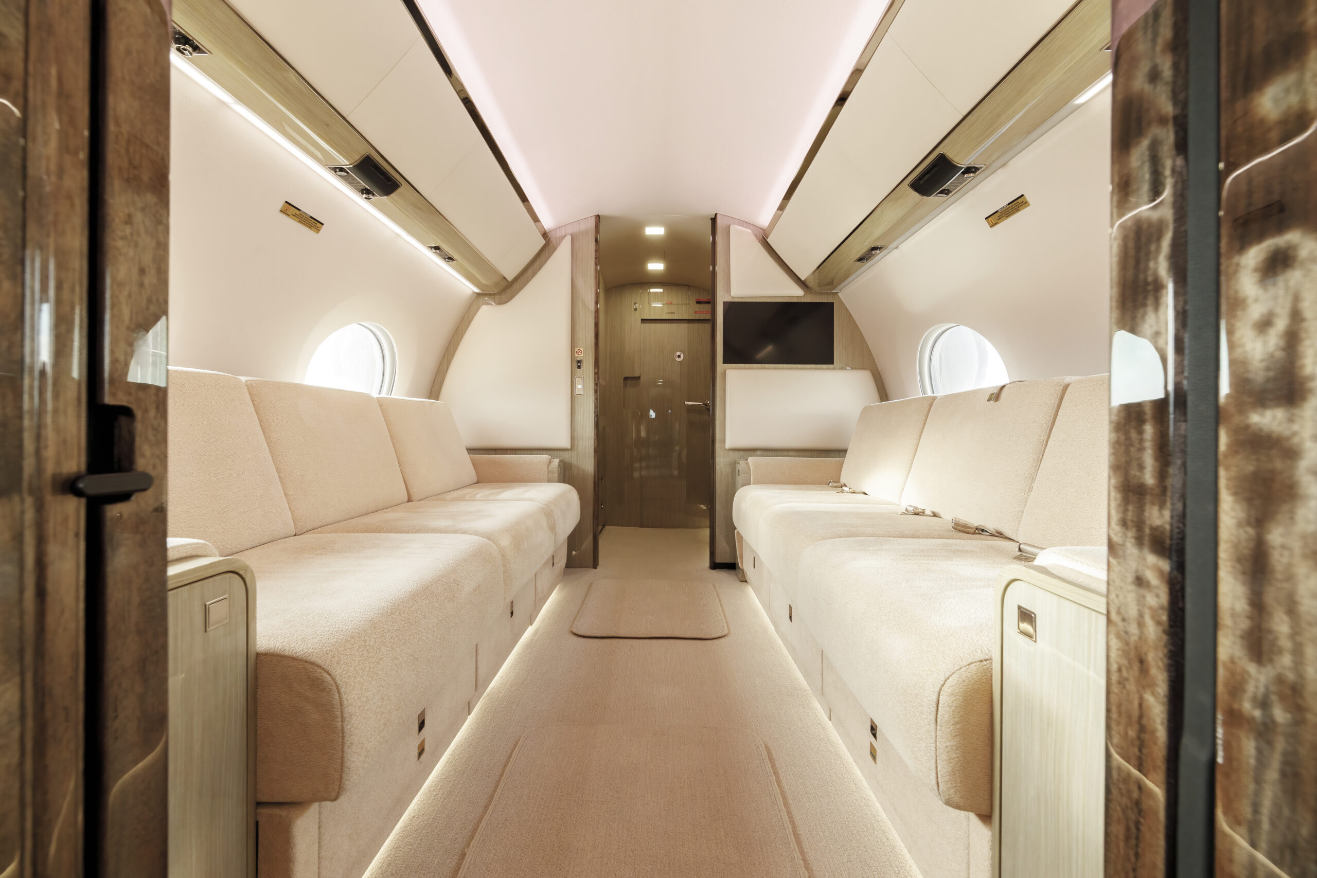 Avcon_Jet_Gulfstream_G650_interior10-scaled